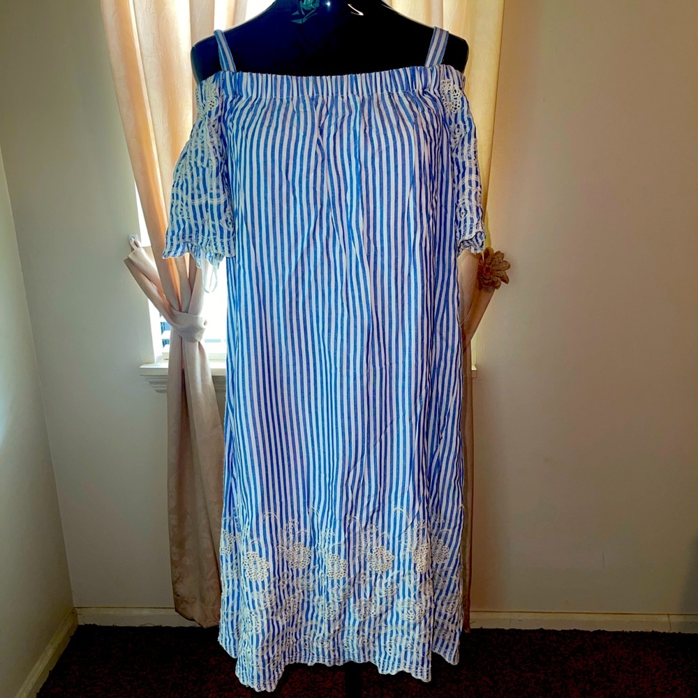 LUXOLOGY OFF THE SHOULDER DRESS